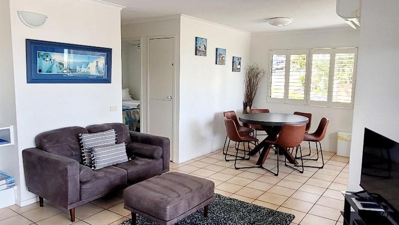 Joanne Apartments Caloundra Ngoại thất bức ảnh
